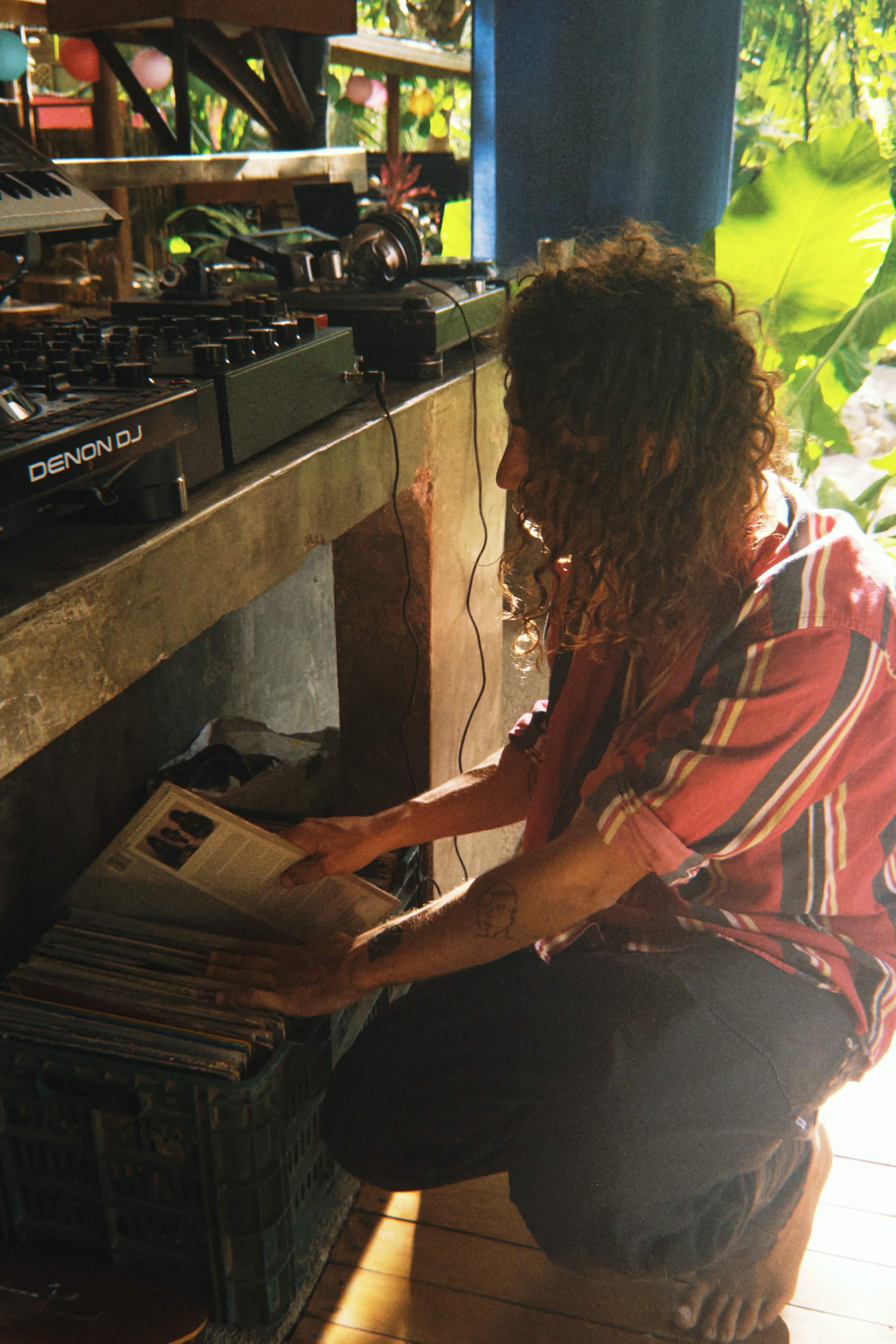 BROSIA digging crates